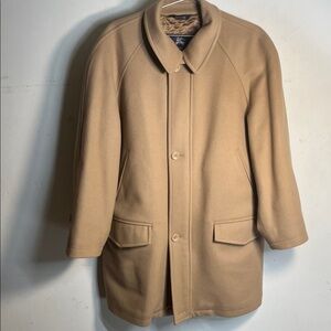 Burberry Wool/Cashmere Coat Flaw